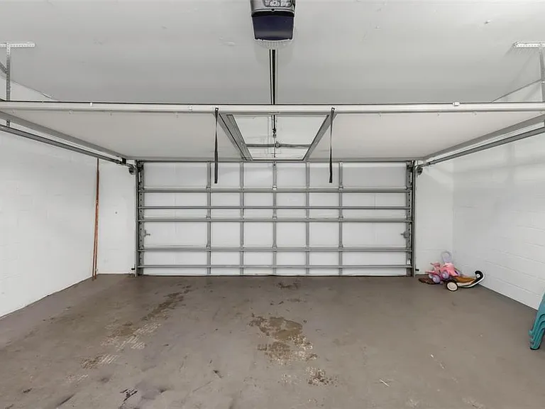 4030 Fieldgreen Pl — Photo 48