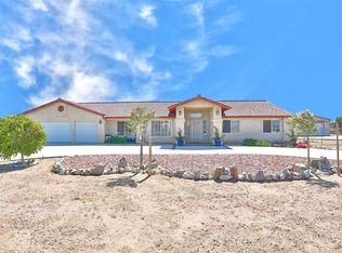 9845 Lilac Rd, Oak Hills, CA 92344