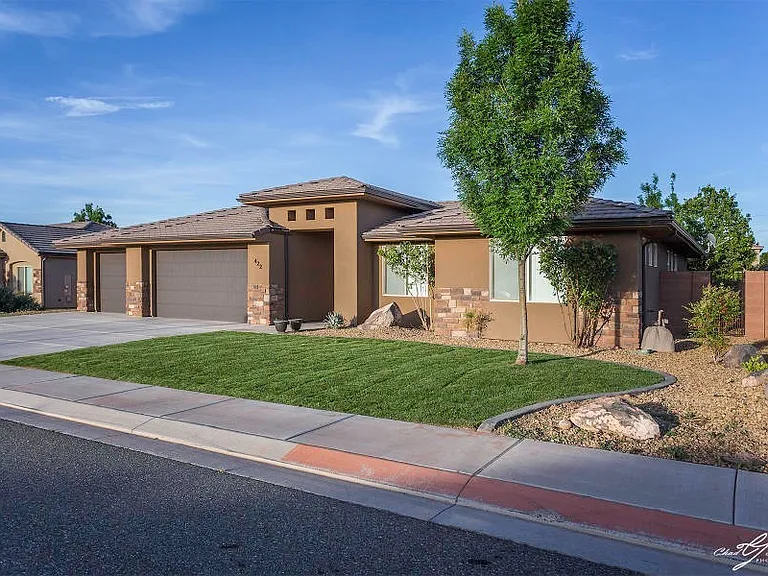 422 N 3450 W — Photo 20