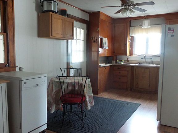 5th image of 7 Terrace Ave