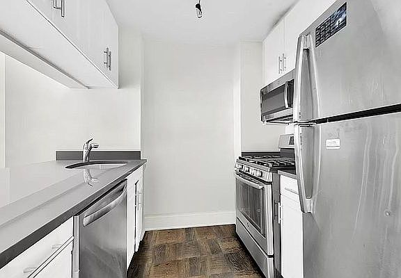 4th image of 500A E 87th St #7CE