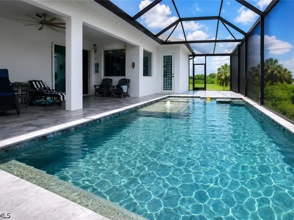 1803 NE 17th Ter, Cape Coral, FL 33909