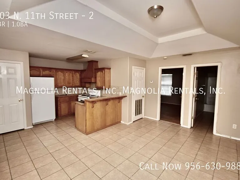 503 N 11th St #2 — Photo 2