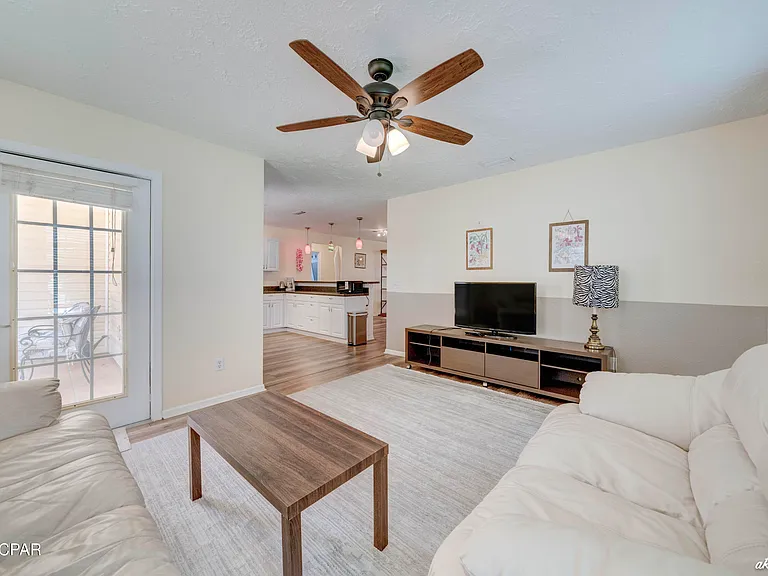 420 Water Oak Cir — Photo 38