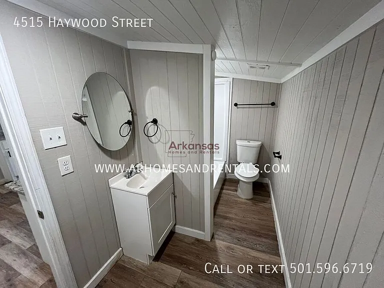 4515 Haywood St N — Photo 10