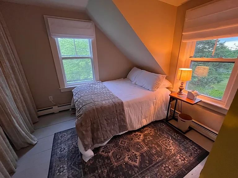 503 Surry Rd — Photo 22