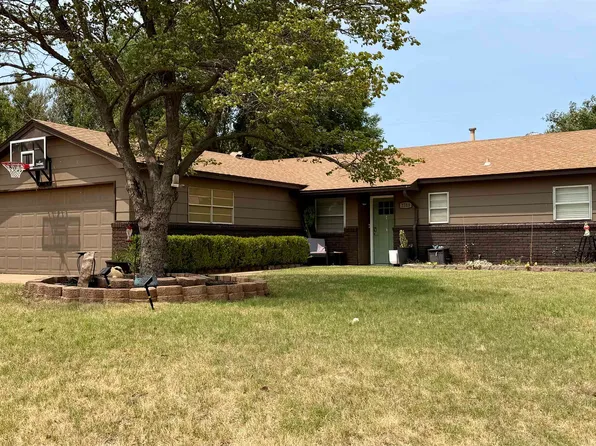 2318 Maple Ave, Woodward, OK 73801