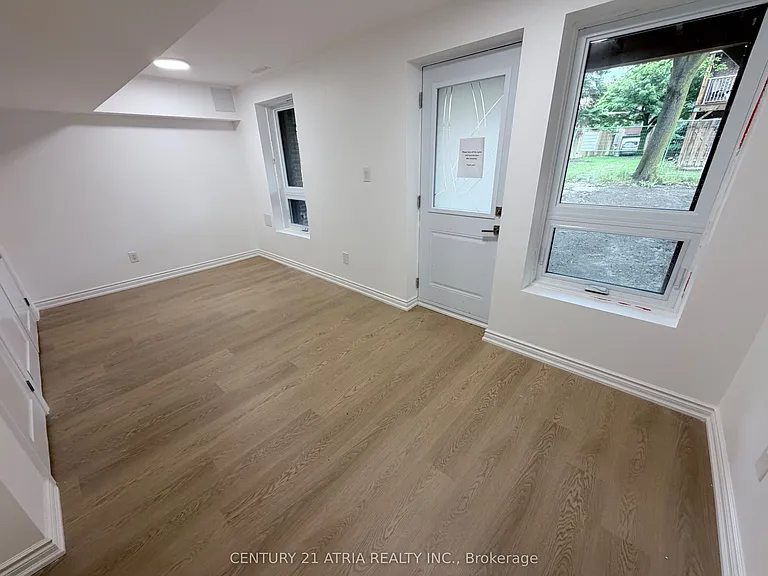 11 Plaisance Rd #5 — Photo 20