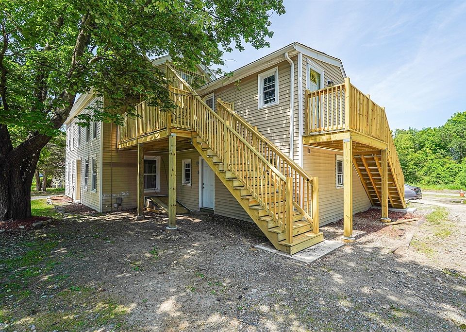 1st image of 62 Willow Rd