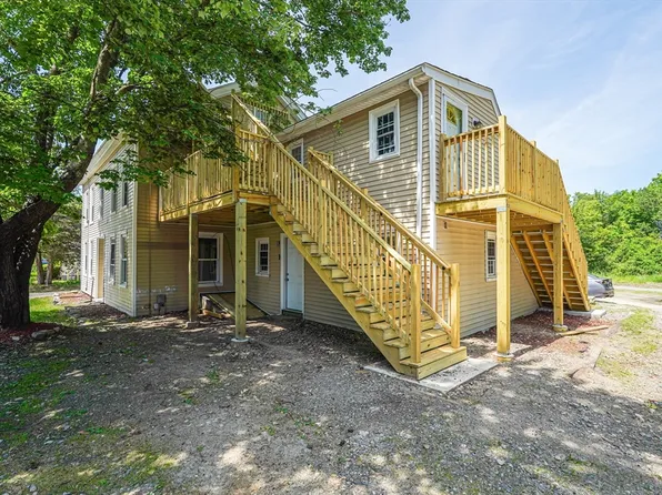 62 Willow Rd, Ayer, MA 01432