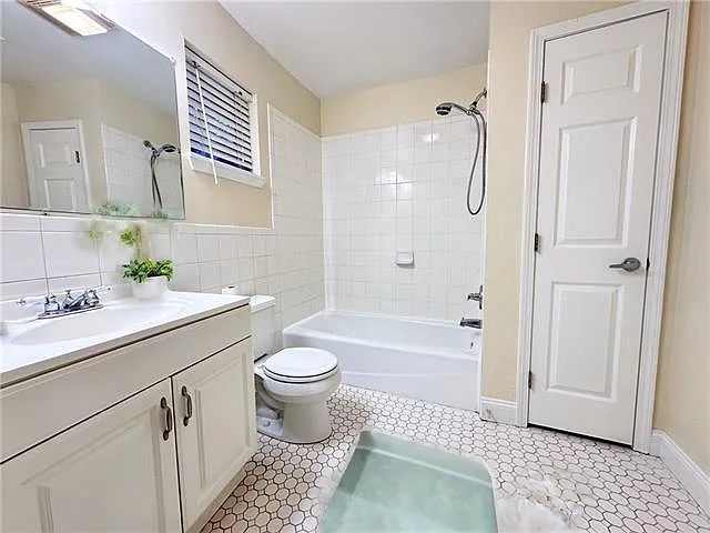 2129 Valmont St — Photo 5