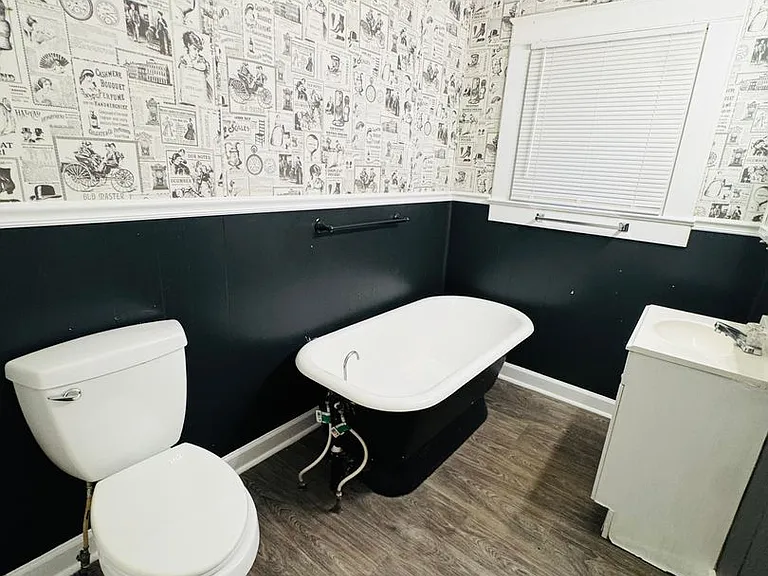 3648 Evangeline St — Photo 17