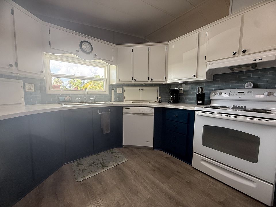 1st image of 5423 Sussex Ln #504