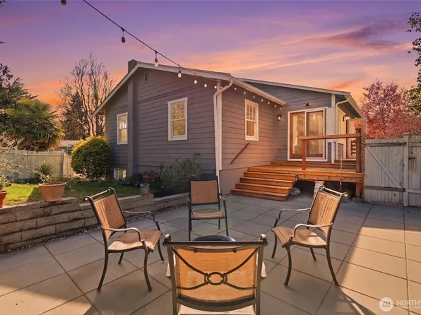 4725 SW Graham St, Seattle, WA 98136
