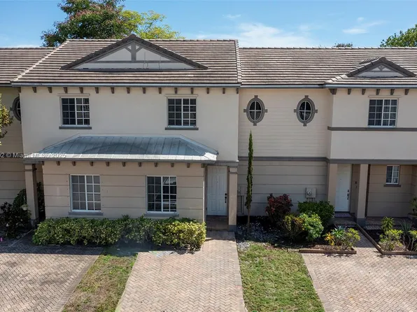 1112 Lucaya Dr, Riviera Beach, FL 33404