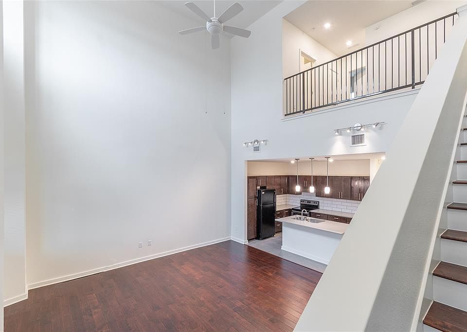 1st image of 6700 Menchaca Rd #20