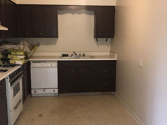 2nd image of 4131 Eastridge Dr APT 8
