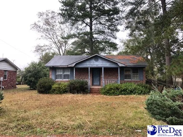 303 Southern Pine St, Darlington, SC 29532