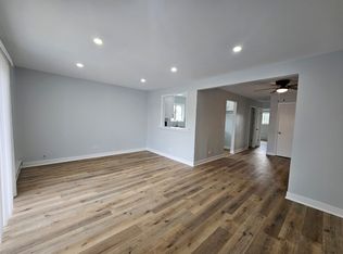 (Undisclosed Address), Arlington Heights, IL 60004