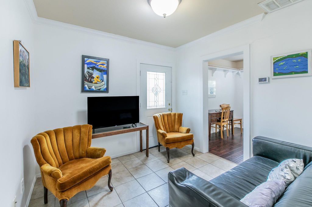 1107 Vargas Rd, Austin, TX - View 3