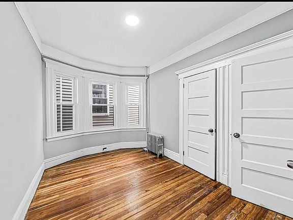 5th image of 164 N 18th St #1A