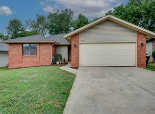 4117 S Oak Ave, Springfield, MO 65804