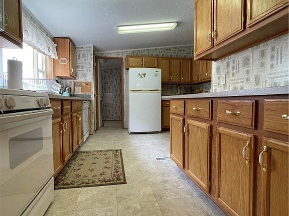 5th image of 86 Cottontail Ln