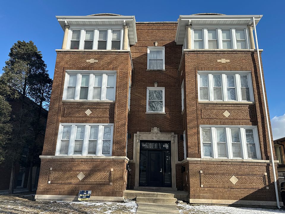 1st image of 139 N Mayfield Ave