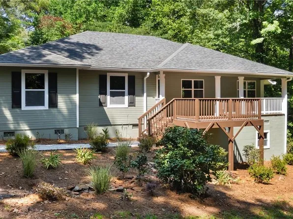 122 Hale Mountain Ct, Hiram, GA 30141