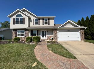 1515 Peach Orchard Ln, O'Fallon, IL 62269