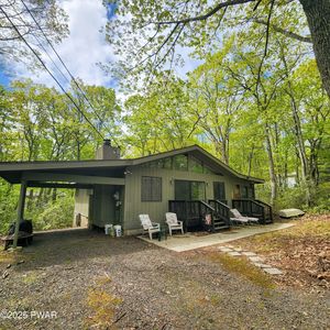 802 Placer Ct, Hawley, PA, 18428