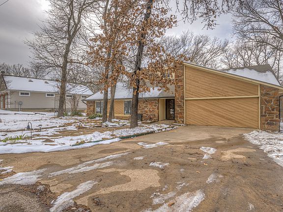 4th image of 630 S 276th East Ave