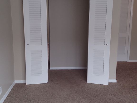 3rd image of 1403 Marbee Dr APT 5