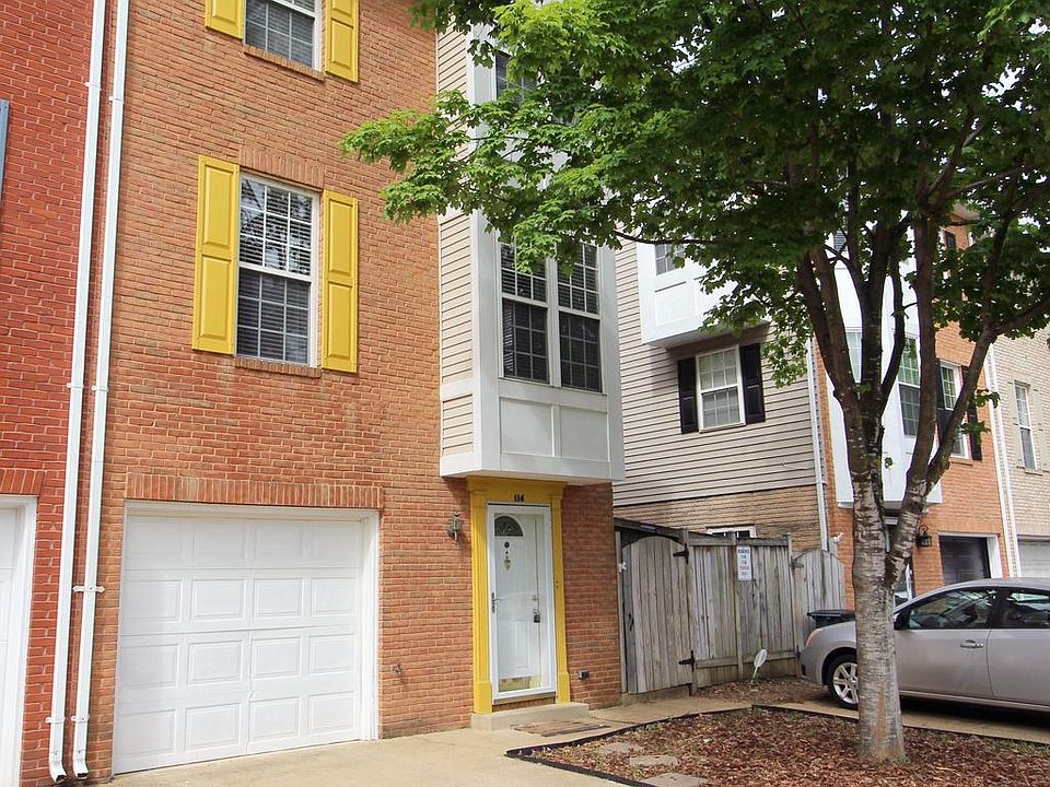 1st image of 114 Sanborn Pl