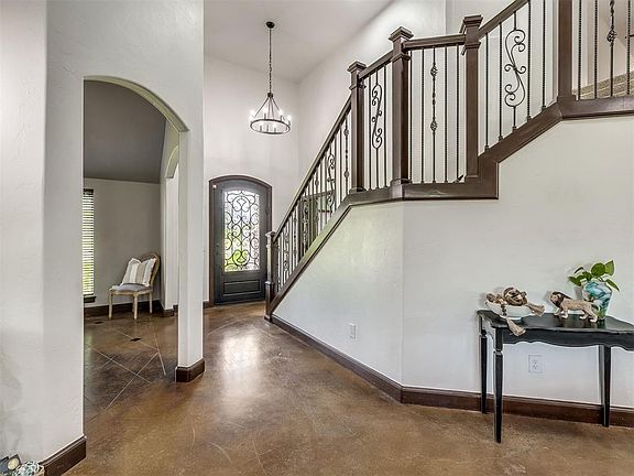 3rd image of 17400 Barrington Hills Ln