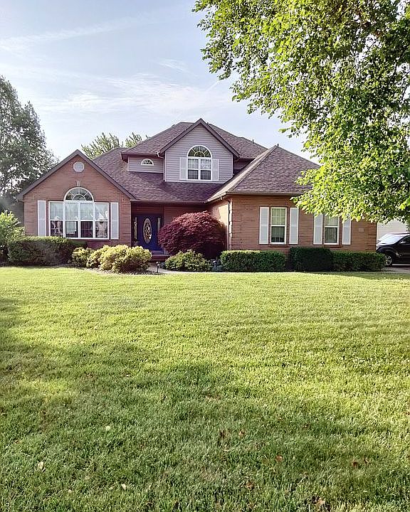 1st image of 305 Courtland Dr