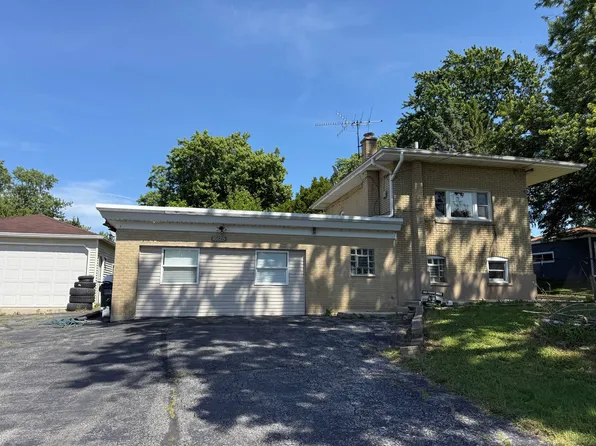 16125 Forest Ave, Oak Forest, IL 60452