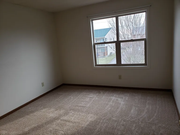 5742 Ryewyck Dr #3 — Photo 25