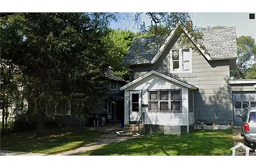 1221 S Court St Photo 1