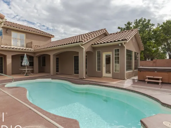 584 W Mariposa Dr, Washington, UT 84780