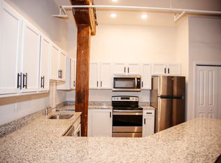 D140 W Broad St #D140, Landisville, PA 17538