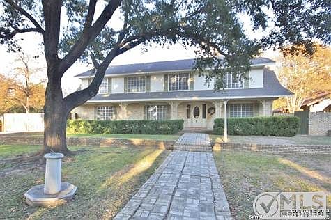 1st image of 141 Honeysuckle Ln