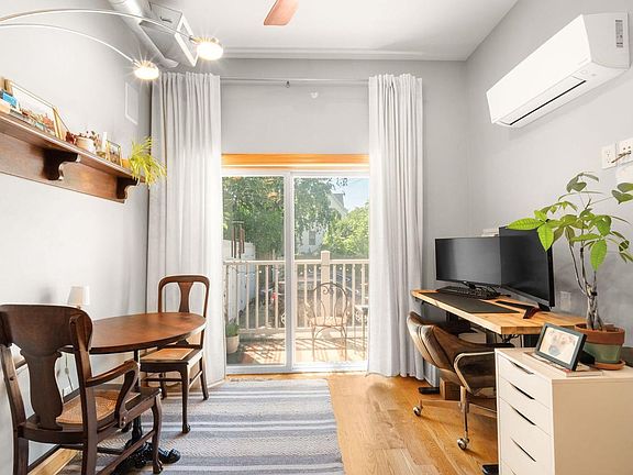 4th image of 1641 N Franklin PLACE #3