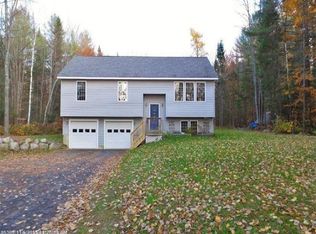 102 Davis Rd, Fairfield, ME 04937