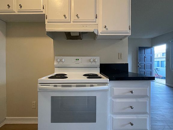4th image of 18420 Vincennes St APT 223