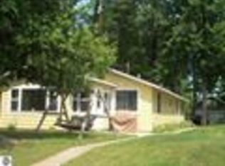 5049 Kokosing Rd, Hale, MI 48739