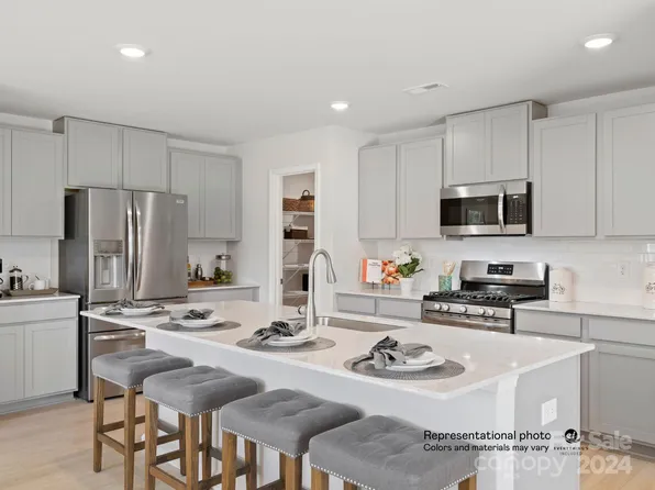 2910 Legacy Ridge Ln #63, Catawba, NC 28609