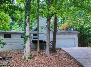 5211 Birdlake Dr, Lilburn, GA 30047