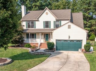 641 Aylesbury Dr, Newport News, VA 23608
