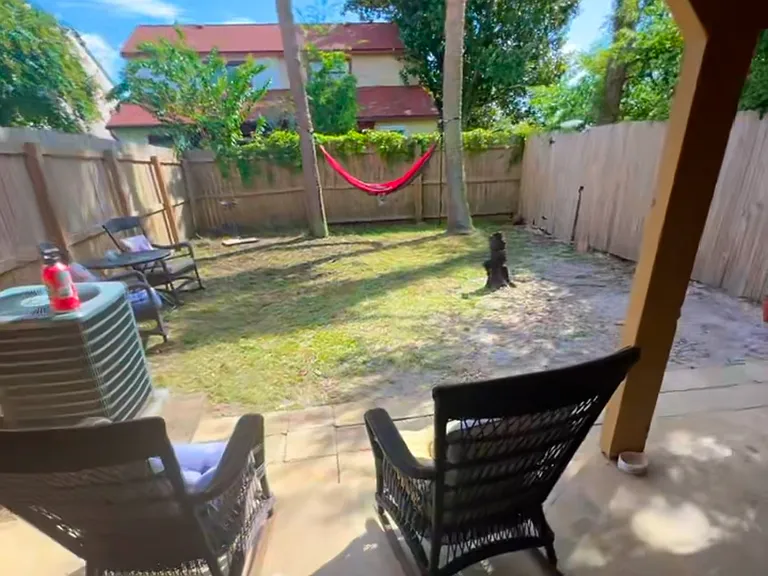 4062 Woodridge Rd — Photo 16
